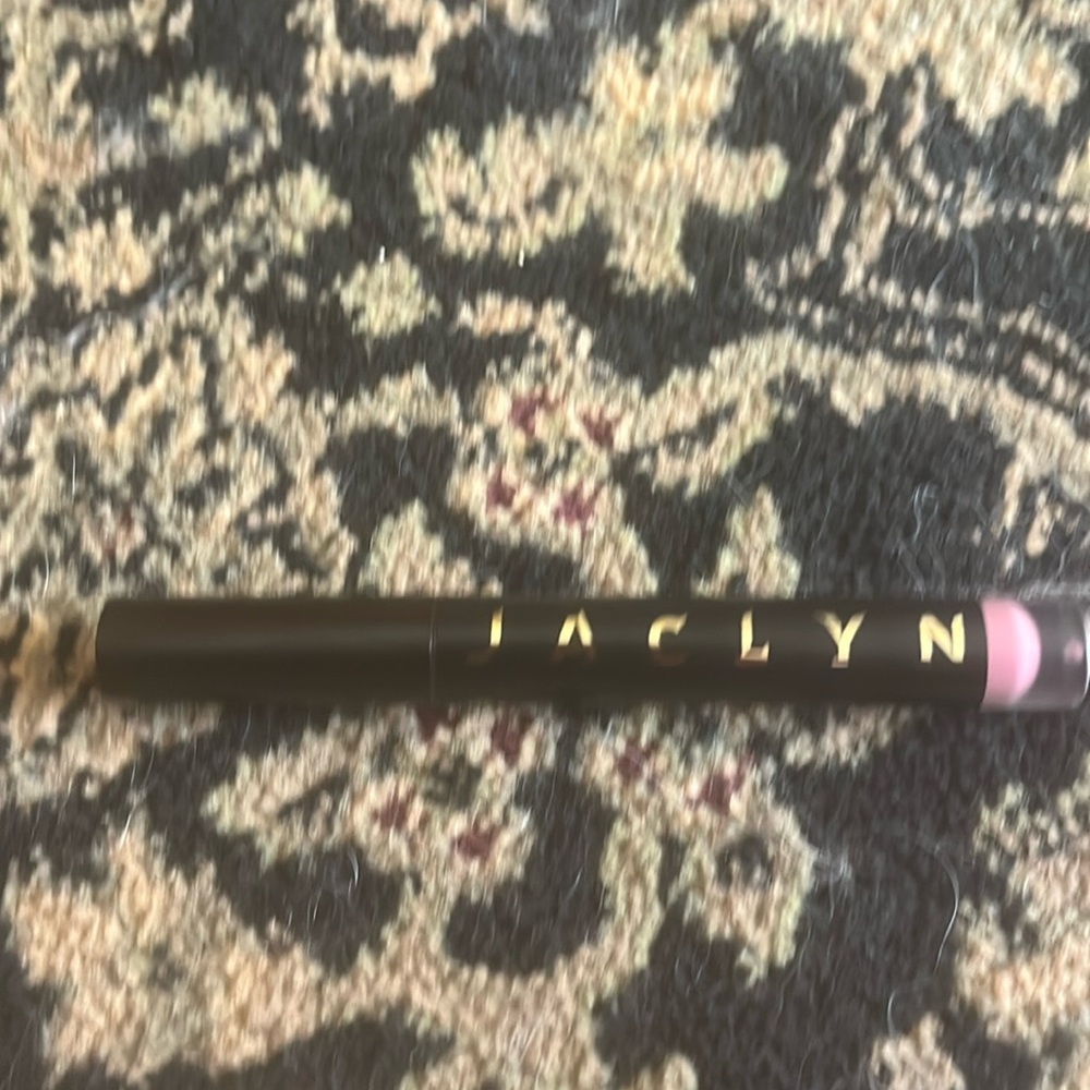 Never used Jaclyn cosmetics liquid lipstick in hope